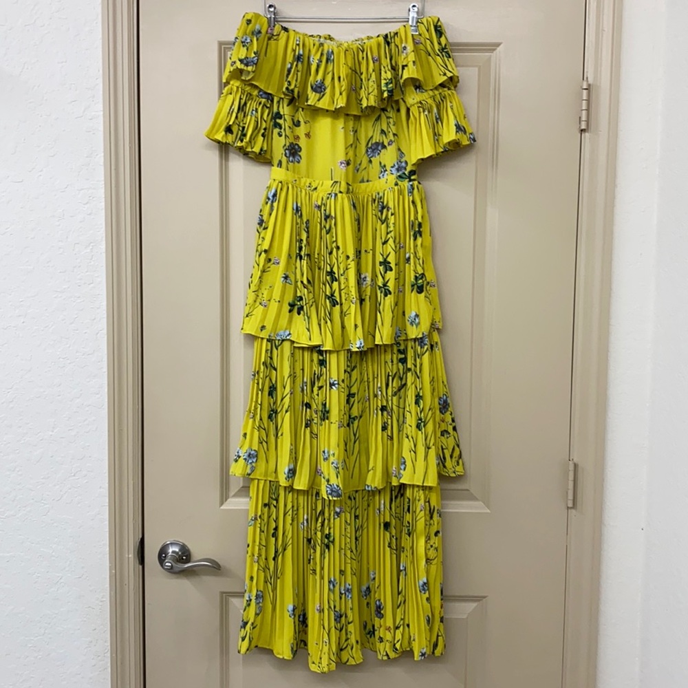 AQUA Pleated Tiered Maxi Dress - Picture 2 of 6